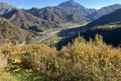 34-Blick-hinunter-ins-Tal